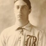 Boston's Vic Willis outpitches Christy Mathewson to beat the Giants, 5 - 3