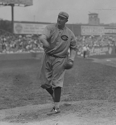 Fred Toney pitches 10 inning no hitter