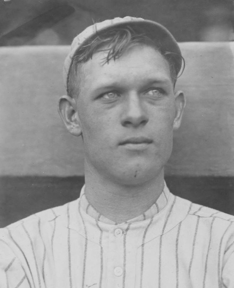 The Boston Braves trade INF Jimmy Smith to the New York Giants for 1B Walter Holke.