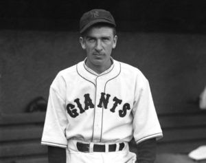  Carl Hubbell scatters 7 hits and limits the Yankees to a solo home run by George Selkirk to give Giants 1-0 Series Lead