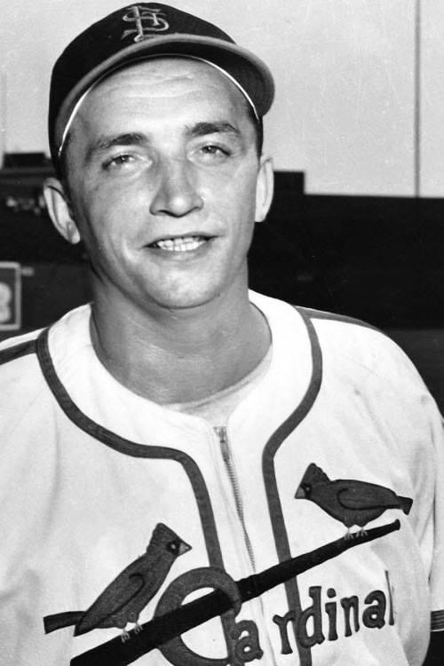 The Cardinals beat the Reds, 3 - 0, as Ted Wilks (14-1) wins his 11th in a row. He will lose his next start, September 2 in Pittsburgh, 5 - 4.