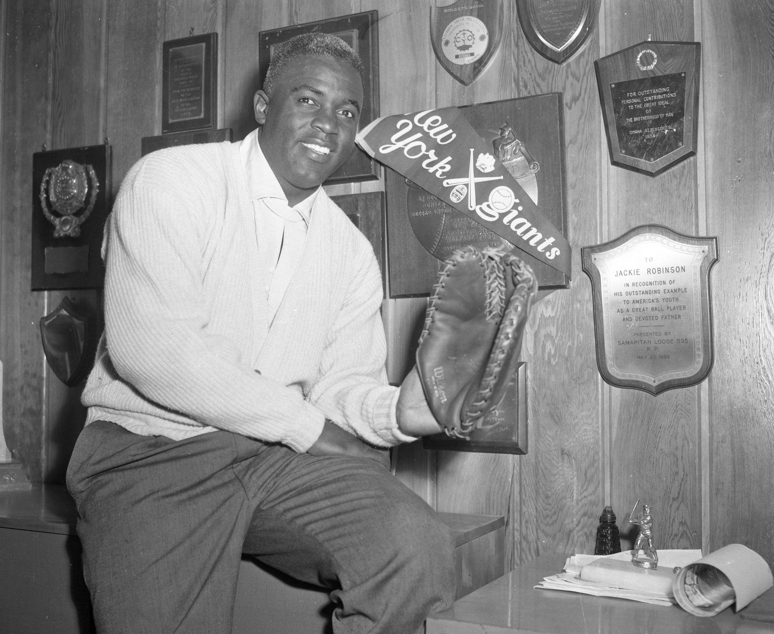 Jackie-Robinson-retirement