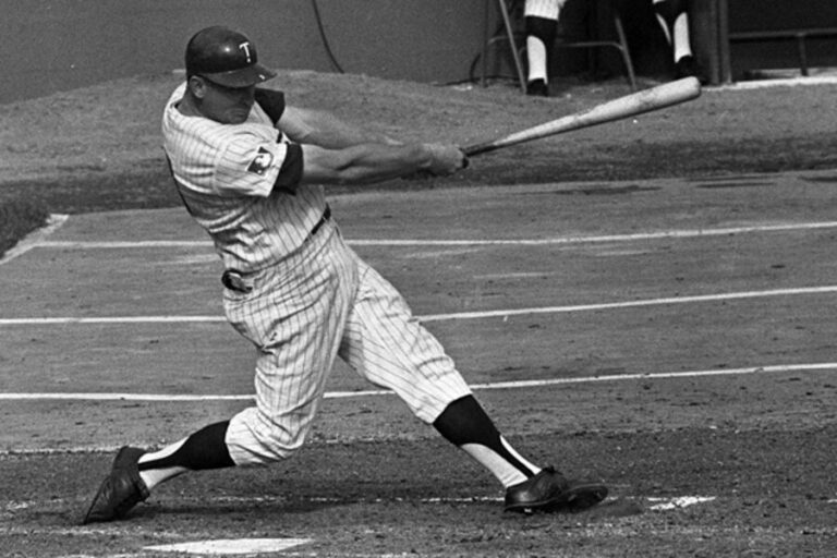 Harmon Killebrew’s hits his only career inside-the-park homer