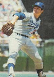 Tommy John of the Los Angeles Dodgers undergoes history-making surgery on his left arm