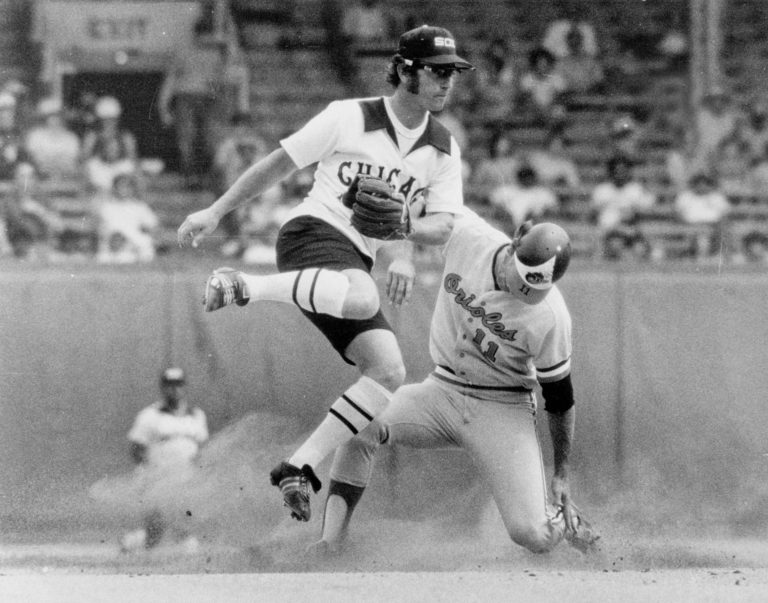 Chicago White Sox become the first team in major league history to wear short pants in a game