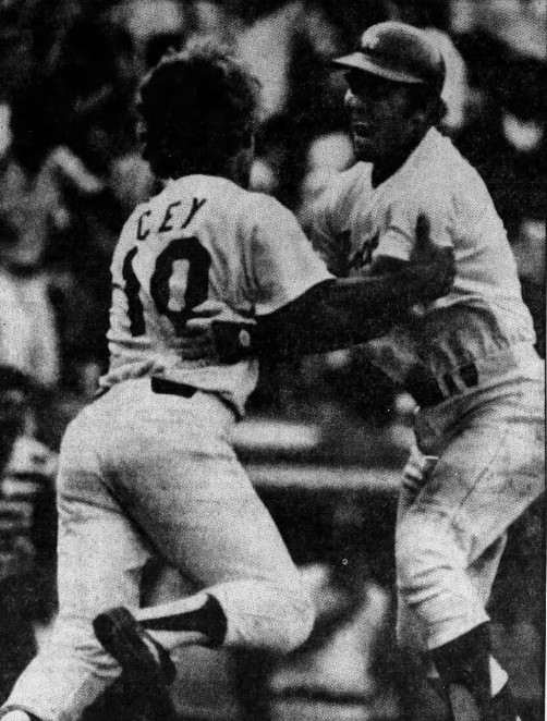 In Game 4 of the NLCS, Ron Cey scores in the 10th inning on Bill Russell’s two-out game-winning single, giving the Dodgers a 4-3 victory over the Phillies and their second consecutive National League pennant. Cey, who walked after the first two batters were retired, advanced into scoring position when Garry Maddox misplayed Dusty Baker’s fly ball in center field.