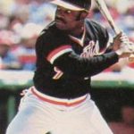 Joe Morgan signs a free agent contract with the San Francisco Giants