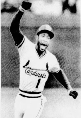 Ozzie Smith, a 15-time All-Star shortstop, is elected to the Hall of Fame by the BBWAA in his first year of eligibility