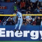 Ken Griffey makes an incredible catch at Tiger Stadium