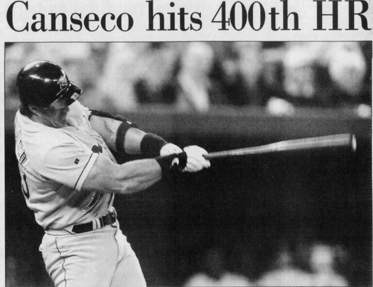 Jose Canseco hits 400 home run 