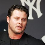 Jason Giambi apologizes to his teammatesYankees fans and to baseball fans everywhere