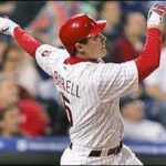 Pat Burrell takes out ads in two of Philadelphia's largest newspapers to thank Phillies fans for their support during his nine years with the team. The 32 year-old slugging outfielder signed a free-agent deal in the off-season with the Rays, the club the Phils beat in last season's World Series.