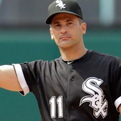 Omar Vizquel will wear the number 11 this season to honor Luis Aparicio