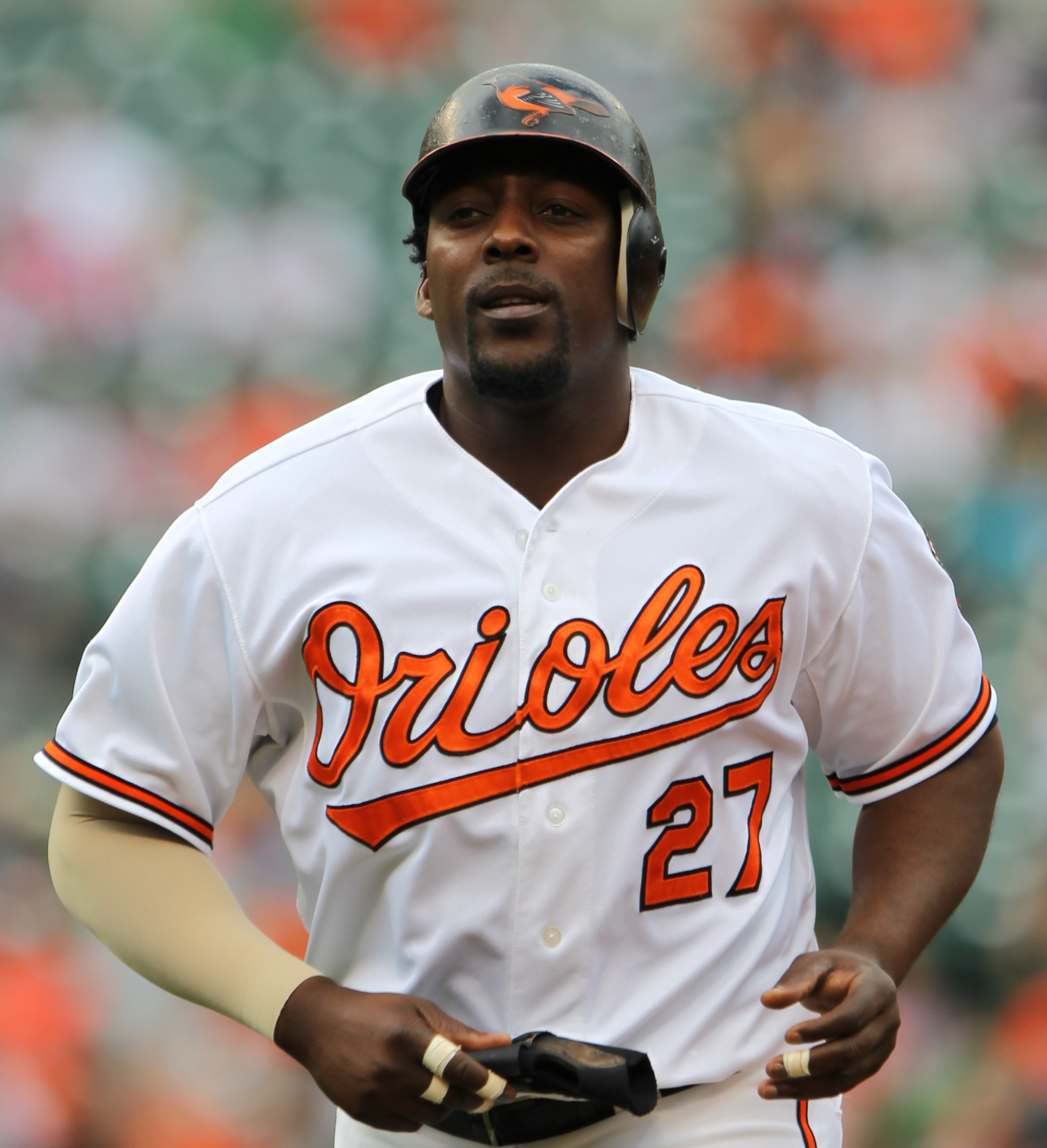 The Orioles sign free agent DH Vladimir Guerrero