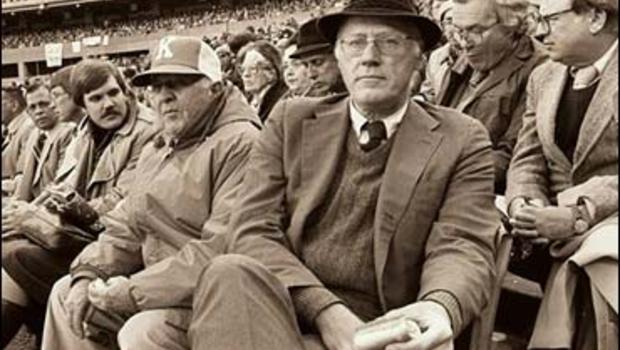 The National League owners block the re-election of Bowie Kuhn, thus ending his fourteen-year reign as baseball’s boss