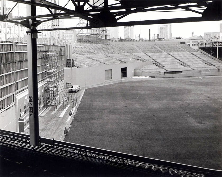 Tom Yawkey decides to eliminate advertising on fences at Fenway Park.