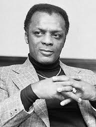 St. Louis Cardinals star Curt Flood against Major League Baseball begins its hearing in federal court