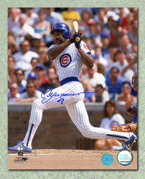 ANDRE DAWSON Chicago Cubs SIGNED 8x10 Photo