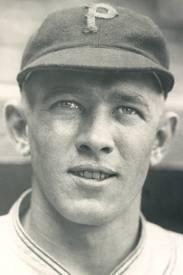 The Chicago Cubs trade pitcher Vic Aldridge and first basemen George Grantham and Al Niehaus to the Pittsburgh Pirates for 1B Charlie Grimm, SS Rabbit Maranville and P Wilbur Cooper.