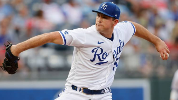 Kansas City Royals News: Perez Out Several Weeks, Staumont To IL, Benintendi On Trade Block