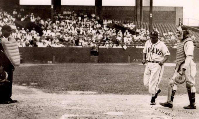 Buck Leonard crosses home at Ruppert Stadium in Newark, 1943