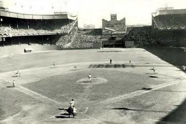 New York Yankees announce the team will oppose any plan that would enable the new National League expansion franchise in New York, NY to use Yankee Stadium