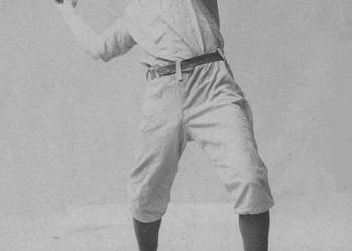 At the Polo Grounds, Boston's Kid Nichols and Christy Mathewson square off for a ten-inning shootou