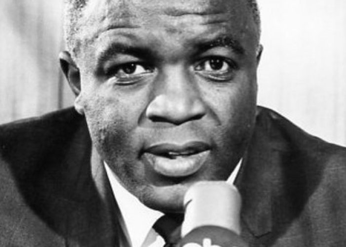 Jackie_robinson_abc_sports_announcer_1965