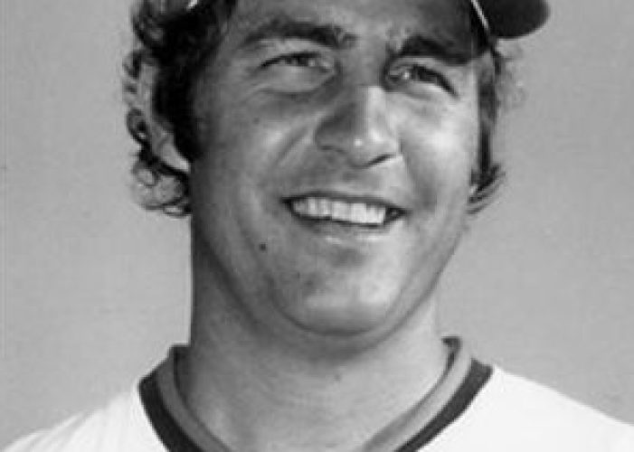 Ken_Boswell_-_Houston_Astros_-_1976