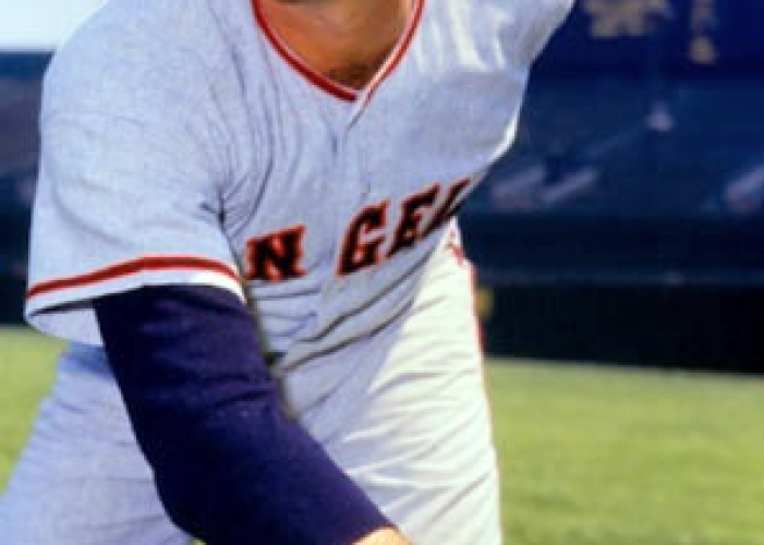 Lew Burdette earned his 200th career victory