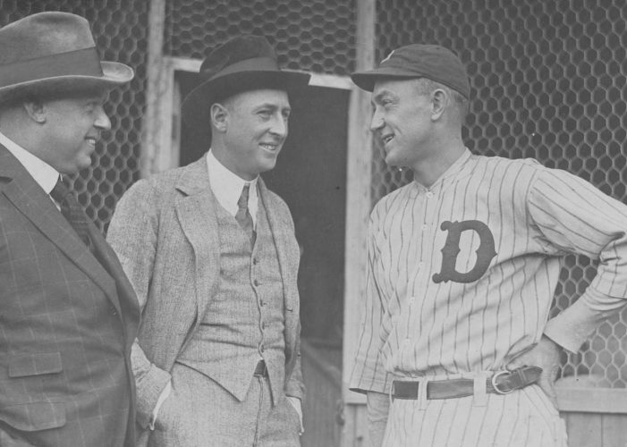 September 1, 1918 Ty Cobb and George Sissler pitch